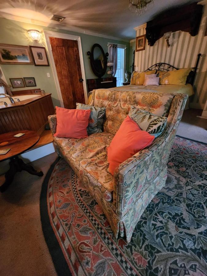 House Of 1833 Bed And Breakfast Mystic Exterior foto